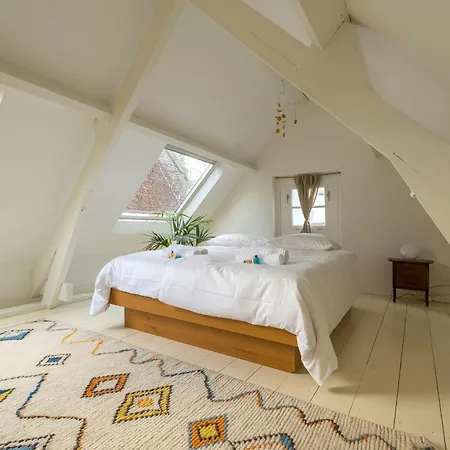 בית נופש Lovely House Casa Colores Center 7p טילבורג