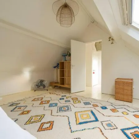 Semesterbostad Lovely House Casa Colores Center 7p