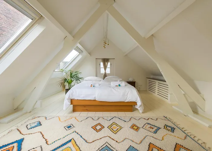 Vakantiehuis Lovely House Casa Colores Center 7p *